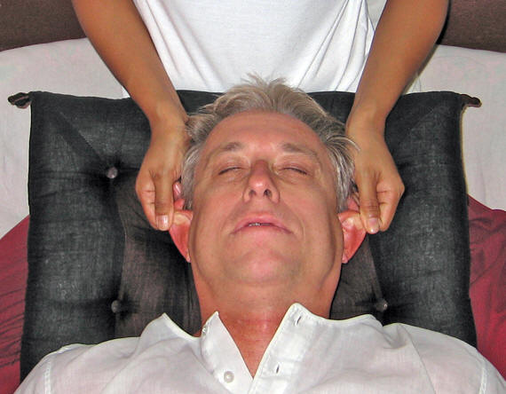 Ear release! Thai massage, Chiang Mai, Thailand