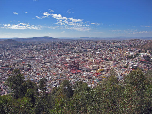 A massive and panoramic view of the city of Zacatecas, Mexico