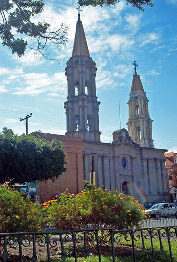 Church in downtown Chapala, Mexico