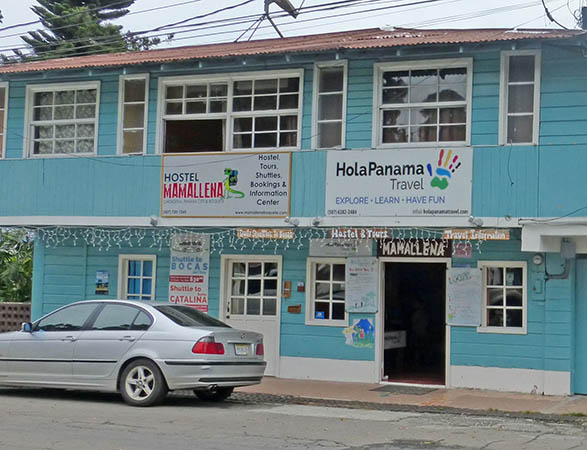 Mamallena Hostel and Hola Panama Travel agency