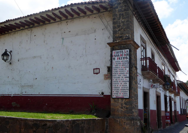 Entranceway into the Casa de los 11 Patios