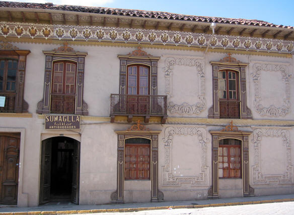 COLONIAL ARCHITECTURE IN WORLD HERITAGE SITE, CUENCA