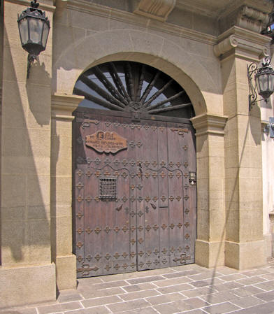 Entrance to the Palacio del Obispo