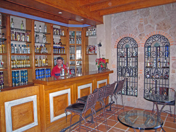 What a tasting room at El Llano!